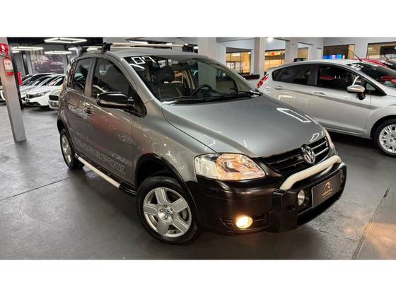 VOLKSWAGEN CROSSFOX 1.6 MI FLEX 8V 4P MANUAL